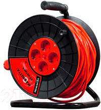 Удлинитель на катушке Magnetta PEC40-3x1.5-A