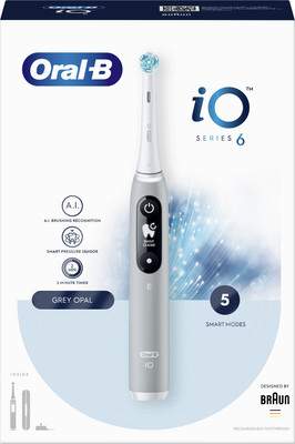 Электрическая зубная щетка Braun Oral-B / iOM6.1A6.1K