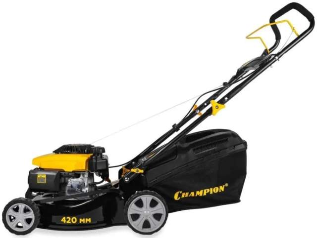 Колёсная газонокосилка Champion LM4215