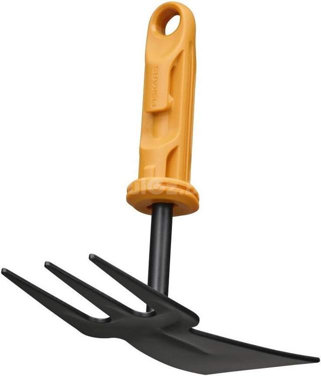 Тяпка Fiskars 1080695