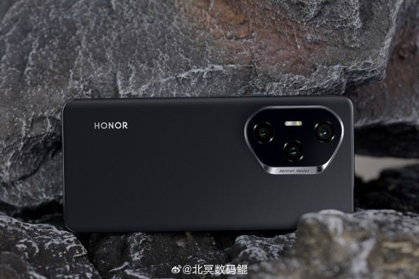 Honor 300 и 300 Pro показали на первых живых фото и постерах