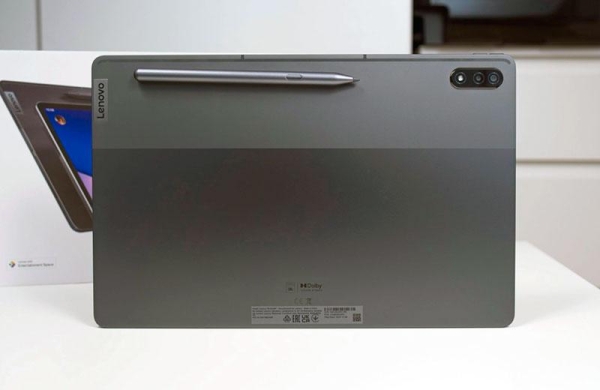 Обзор Lenovo Tab P12 Pro: большой планшет с почти всем необходимым