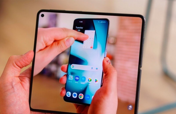 Обзор OnePlus Open: первого складного смартфона с двумя дисплеями