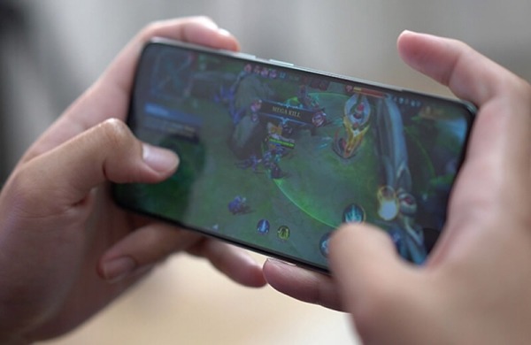 Обзор Realme 12 Plus 5G: отличного недорогого смартфона с премиальным дизайном