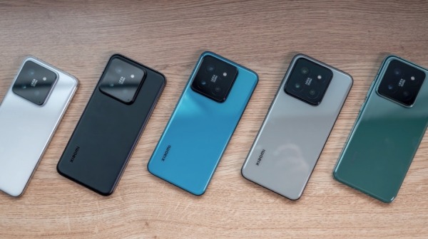Лимитки Xiaomi 14 под Xiaomi Car SU7 на крупной подборке фото и видео
