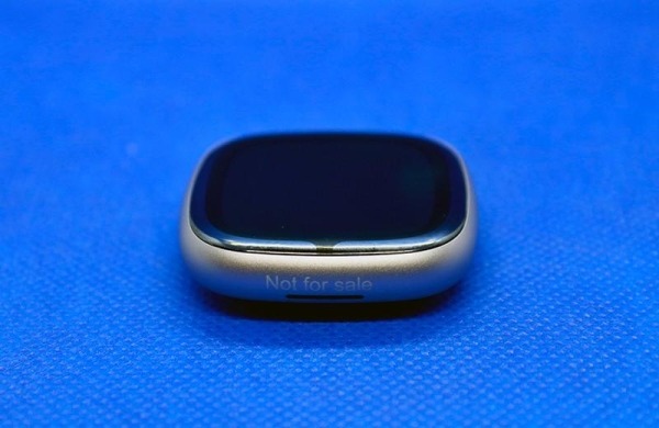 Обзор Fitbit Sense 2: удобные умные часы с ориентацией на функции мониторинга здоровья