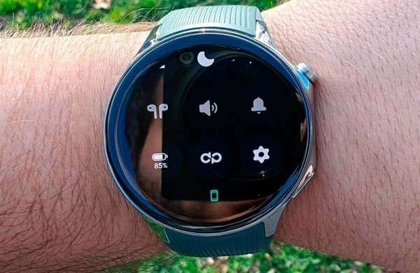 Обзор OnePlus Watch 2: автономных умных часов для спорта на Wear OS