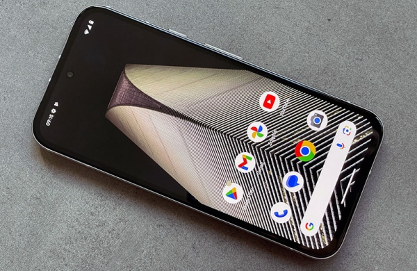 Обзор Google Pixel 8a: превосходного Android-смартфона с нюансами