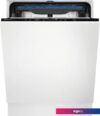Встраиваемая посудомоечная машина Electrolux EEM48300L