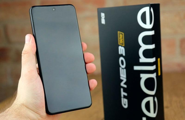 Обзор Realme GT Neo 3: быстрый смартфон с зарядкой 150 Вт цена-качество