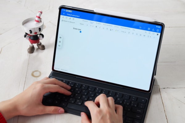 Обзор Honor MagicPad 2: магия по-крупному