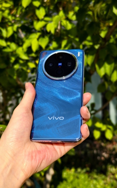 Много живых фото Vivo X200 и X200 Pro mini: что по рамкам?