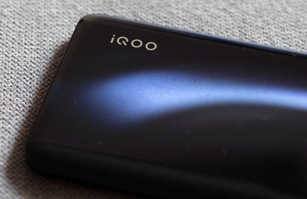 Обзор iQOO 3 5G: смартфон монстр со Snapdragon 865