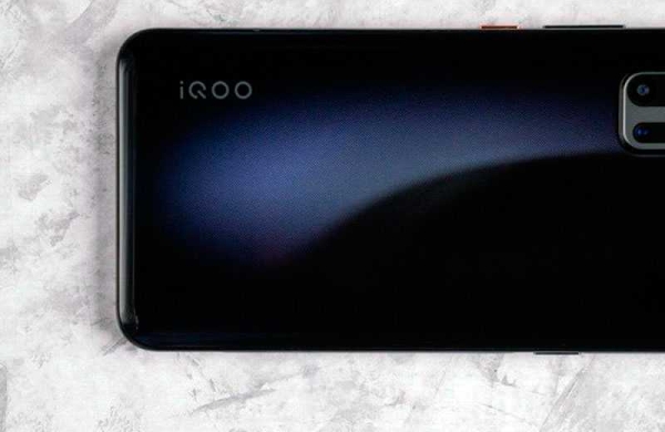 Обзор iQOO 3 5G: смартфон монстр со Snapdragon 865